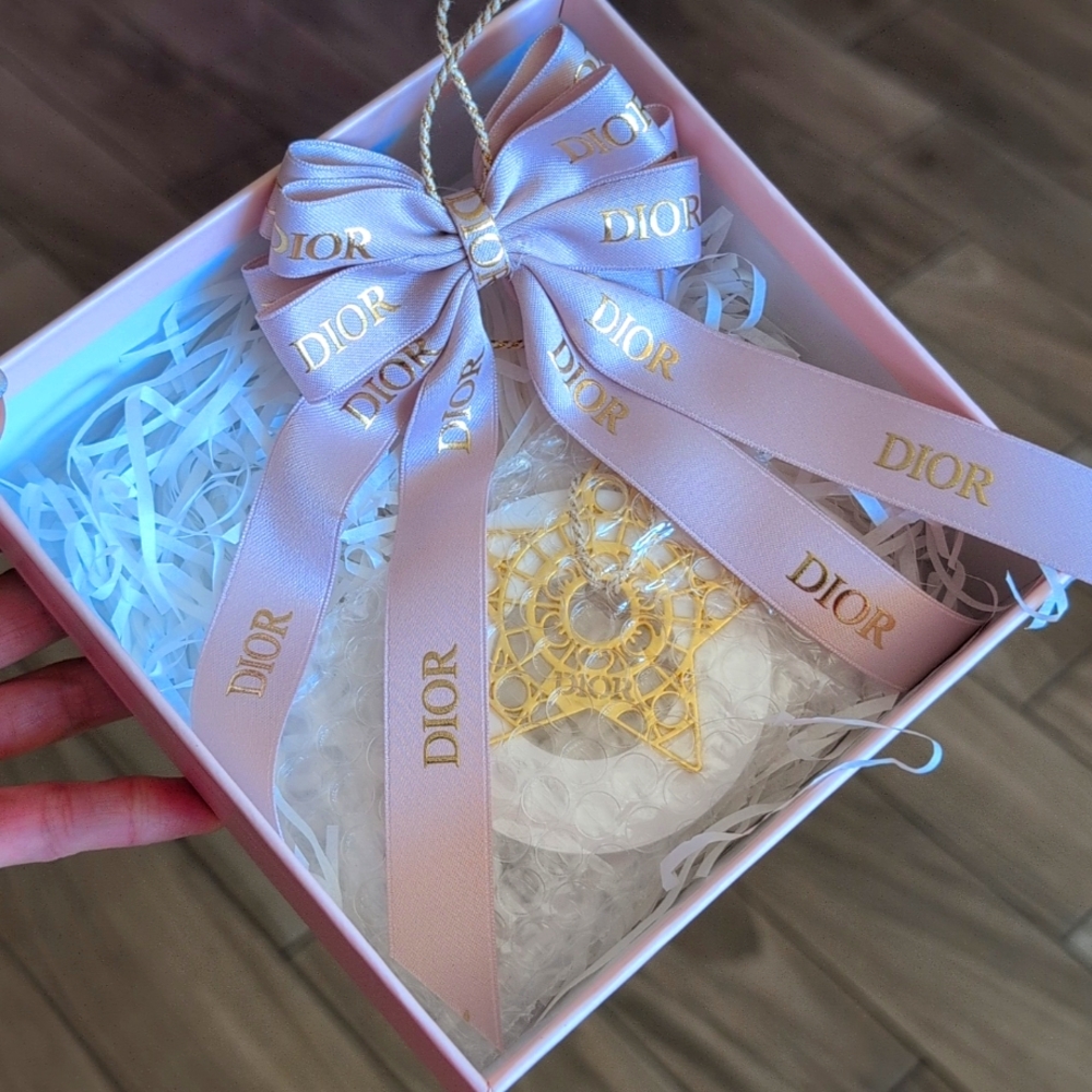 New Dior Gold & White Christmas Ornament Aroma Stone